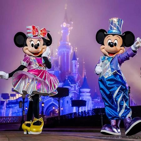 Private House Near Disneyland Монтеврен Екстериор снимка